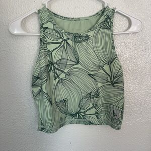 Buffbunny collective Activewear Crop Top Green Leaf Size Medium